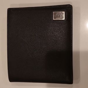 Gucci Men's Bifold Wallet  Authentic